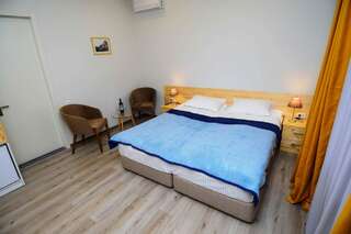 Гостевой дом 4Rooms Guesthouse Tbilisi Тбилиси Стандартный двухместный номер с 1 кроватью или 2 отдельными кроватями-13